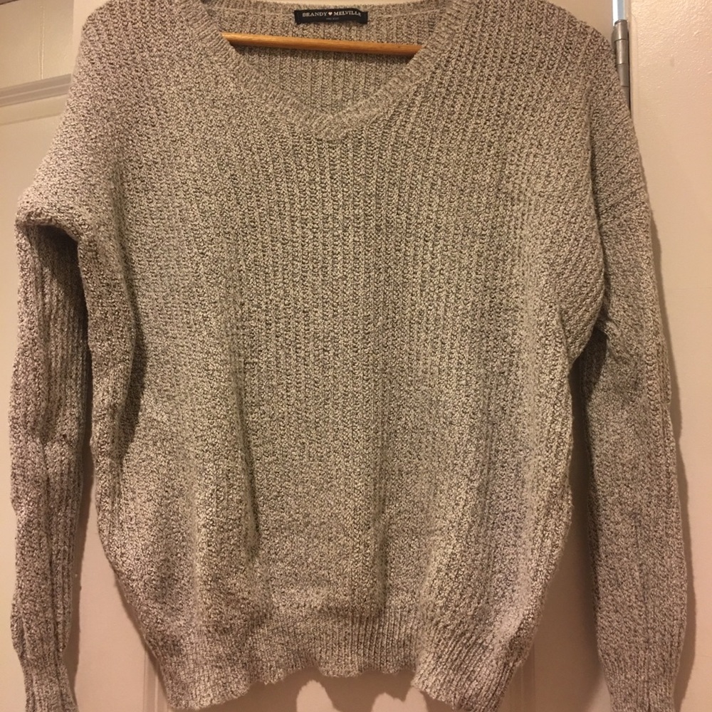 Brandy Melville Lance sweater